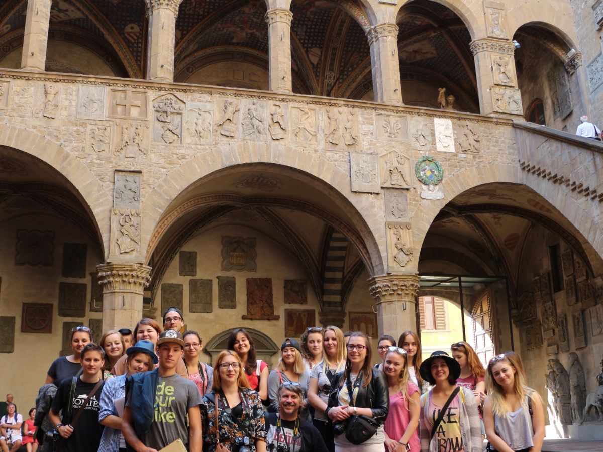 Čeští průvodci a profesionální organizace - záruka kvalitní a efektivní dovolené.